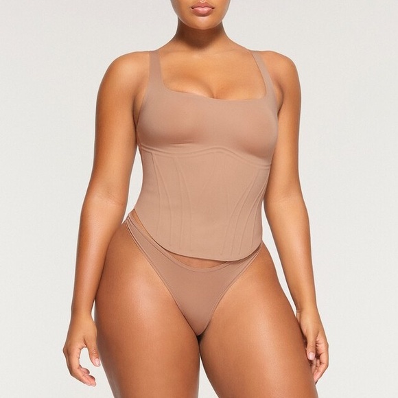 SKIMS BONDED LONG CORSET TOP BRAND NEW